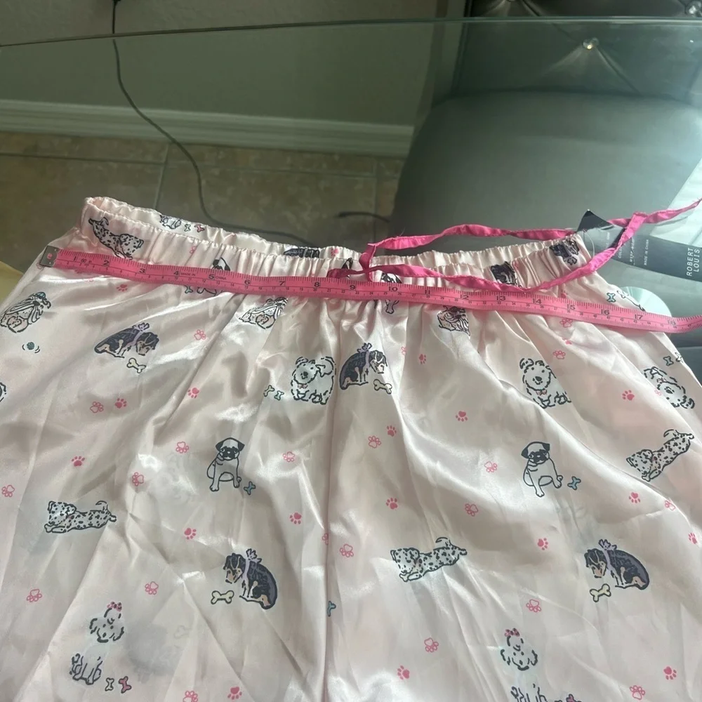 Robert Louis Light Pink Cartoon Pajama Pants caja 2